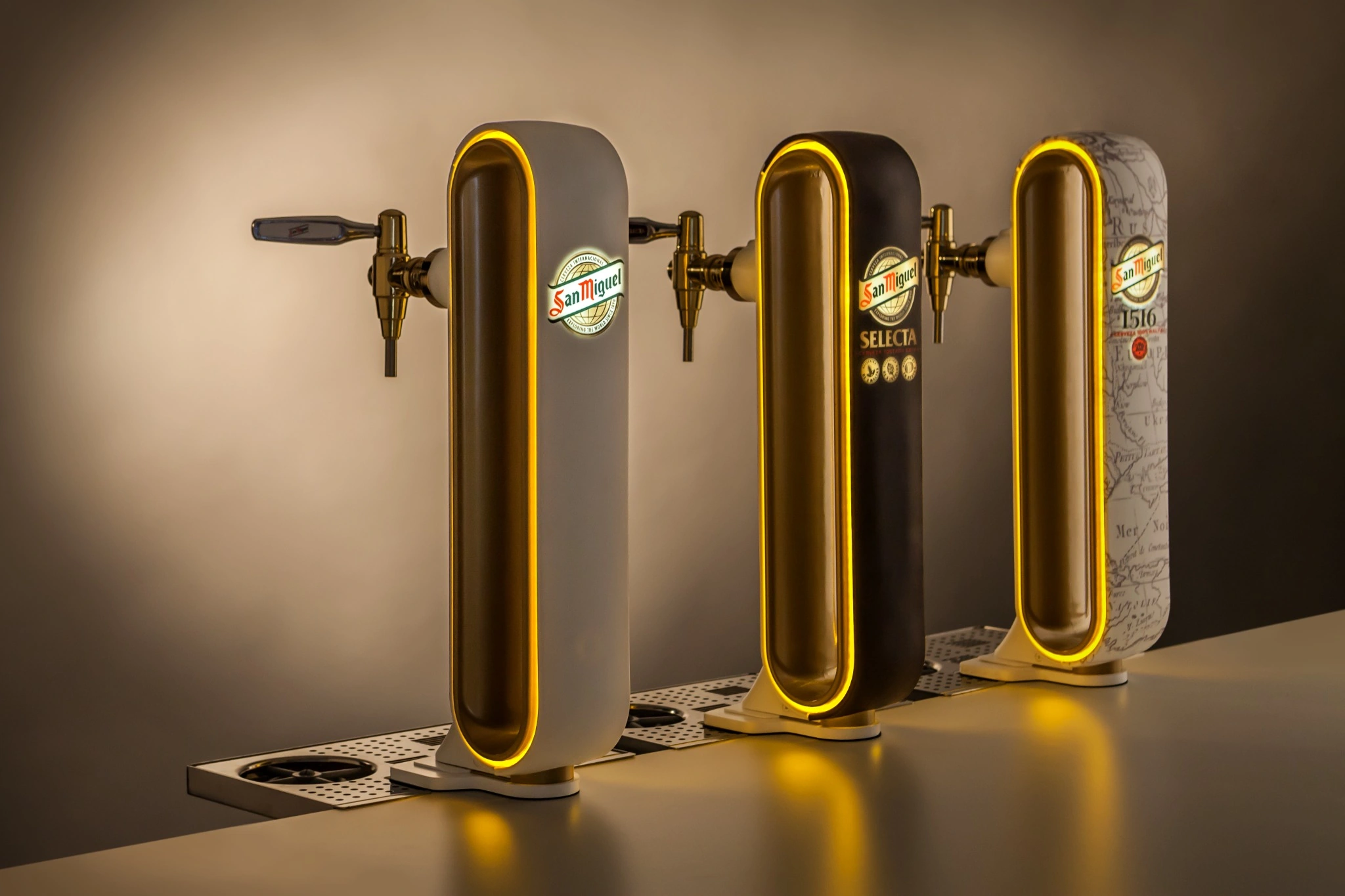 San Miguel Especial illuminated beer dispensers